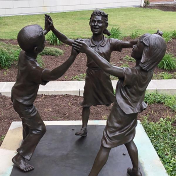 Custom Sports ball figure family child cast copper bronze sculpture For Sale