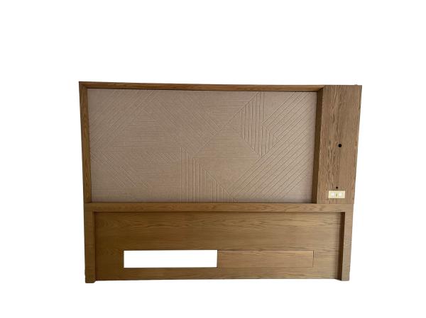 Solid Wood Modern Freestanding Bedroom Furniture With Soundproof Sponge