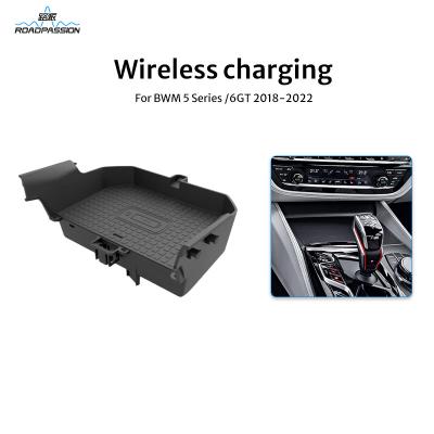 AUDI A3 2014-2020 Car Wireless Charging Pad Mount Car Phone Holder 15W