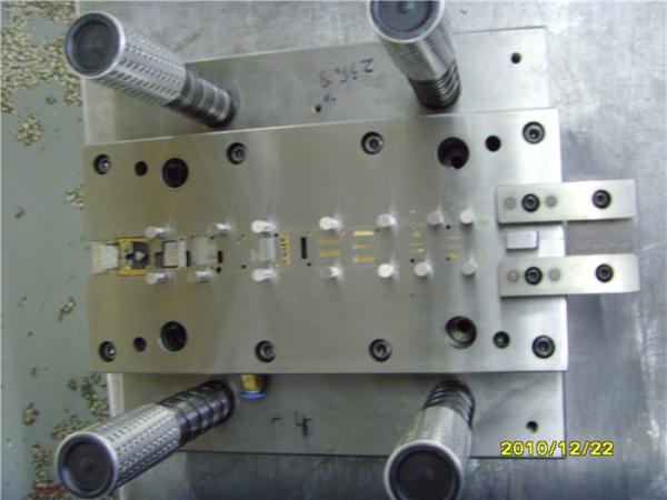 Cold Rolled Stainless Steel Metal Support Brackets Hardware Parts Stamping Dies