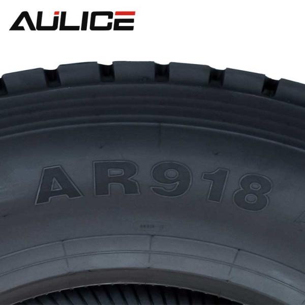 O caminhão radial do grande teste padrão conservado em estoque cansa 1200R20 dirige semi pneus conduz pneumáticos da mina da posição
