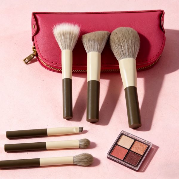 6-Piece Ultra-Portable Professional-Grade Mini Makeup Brush Set with Travel Pouch