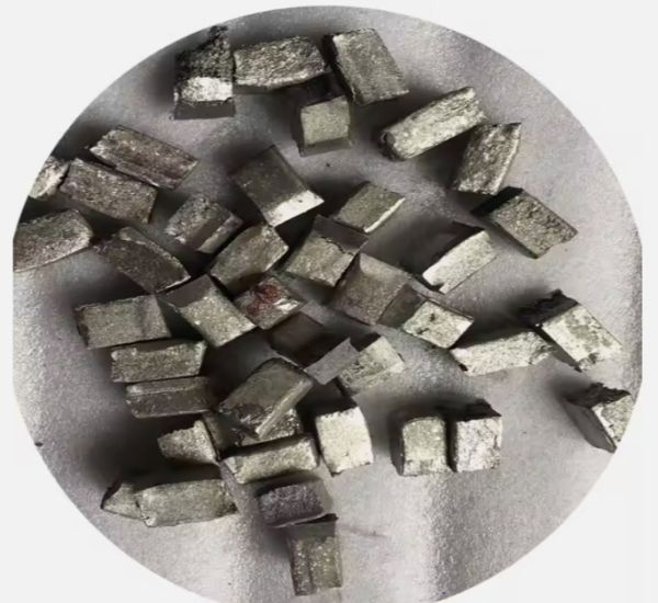 Ferromolybdenum Ferrochrome Nickel powder Ferromanganese Ferrovanadium Ferrotungsten etc.