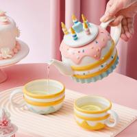 Des théières en céramique pour une utilisation quotidienne avec une conception de sécurité comme décoration de cadeau de Noël