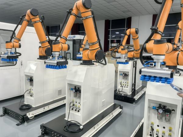Industrial 6 Axis Cobot for Mig Tig Weld 6dof Cobot Robot Arm AUBO Robot Arm