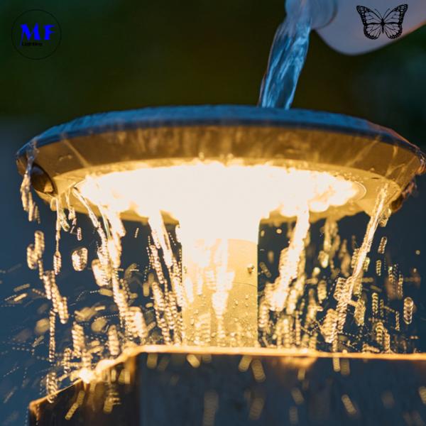 Luz solar de jardim LED exterior IP66 resistente à água Pilar solar de parede de jardim Luz de rua Iluminação rodoviária com sensor