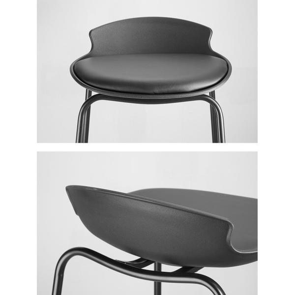 Classic Black Bar Stool Light Weight And Sophisticated Leather Bar Chairs