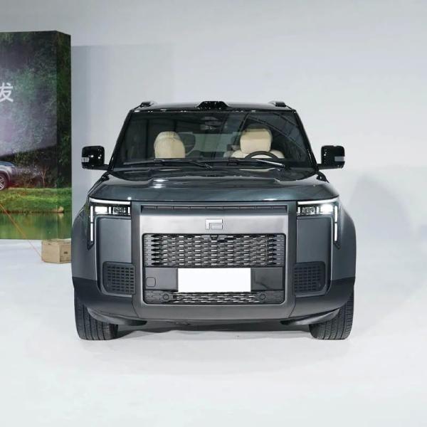 s Model Polestone 01 Almighty 7-Seat SUV 80% Fast Charge Capacity and 2660kg Curb Weight