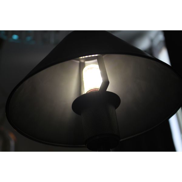Modern Copper Body LED Table Lamp with E14 Bulb Base for Bedroom and Living Room