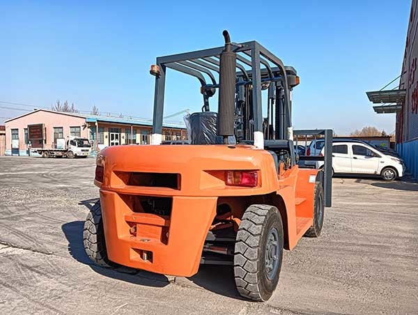 Chinese XICHAI Heavy Duty Diesel Forklift 4DF3 Counter Balance Fork Truck