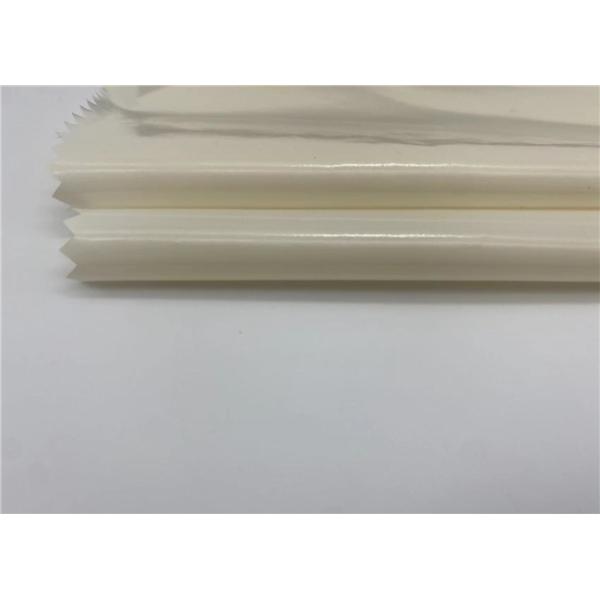 GRS 100% повторно использовало яркую водоустойчивую ткань пальто зимы любимца покрытия PU ткани нейлона