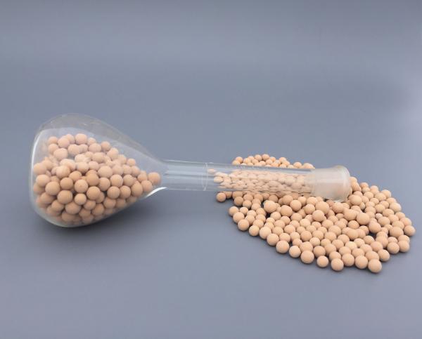 97% Purity Molecular Sieve Air Dryer , Molecular Sieve Pellets For Air Separation