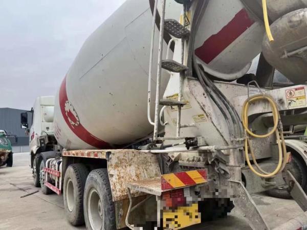 350 HP Used Concrete Mixer Truck With HINO P11C-WC Type Engine