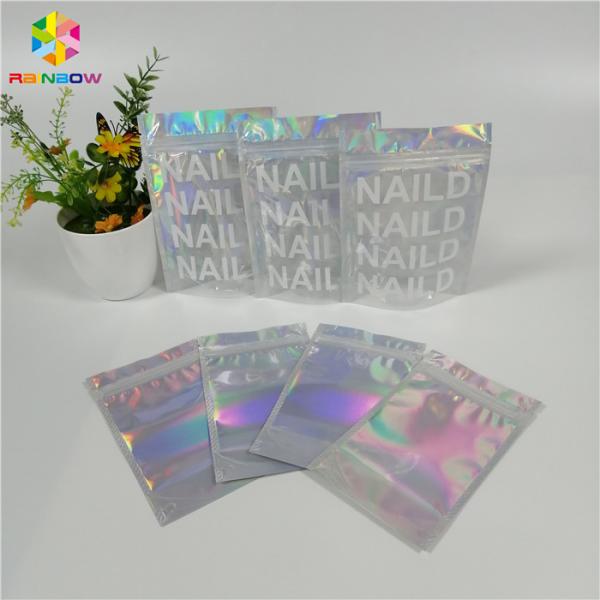Mylar lustroso compõe a janela holográfica do espaço livre da folha do saco cosmético do organizador com o logotipo feito sob encomenda