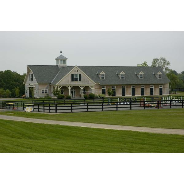 Modern Steel Horse Stable for Horse Riding Farmhouse Use Convenient Horse Riding House Warehouse Design