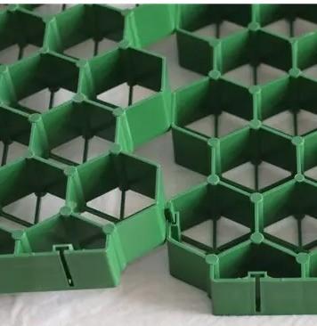density Polyethylene Plastic Grid for Gravel Stabilisation 50mm Green Honeycomb Design