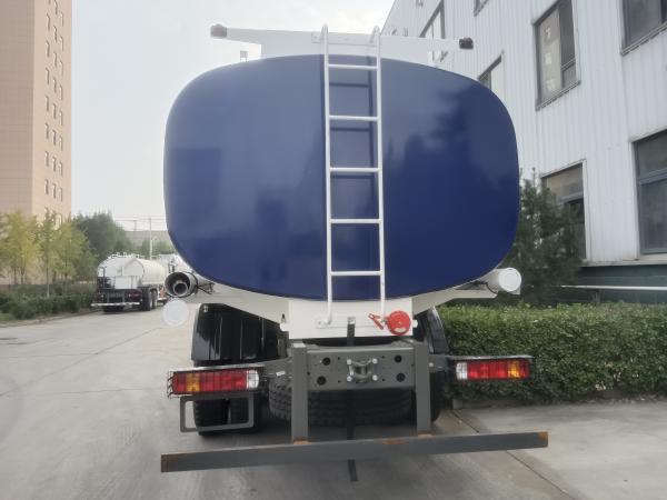 Heavy-Duty HOWO 8*4 400HP LHD Fuel Truck 40CBM Double Tank System For Long-Range Fuel Distribution White