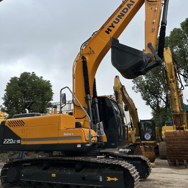 Hyundai 220 Used Hydraulic Excavator With Engine Cummins B7 For Sale Crawler Excavator