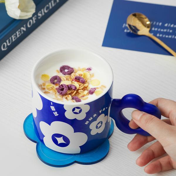 Minimalist Design Style Valentine'S Day Ceramics With Customized Options And Floral Pattern