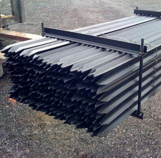 Farm  Metal Fence Accessories Metal Chain Link Fence Post Australia Star Picket