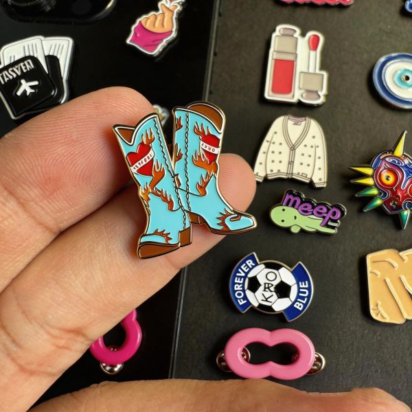 Custom Phone Sticker Metal Badges Metal Lapel Pin for Mobile Phone