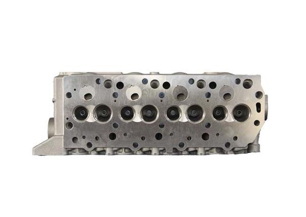 HYUNDAI D4BH 4D56T 4D56TD Car Engine Cylinder Head MD303750 MD348983 MD351277