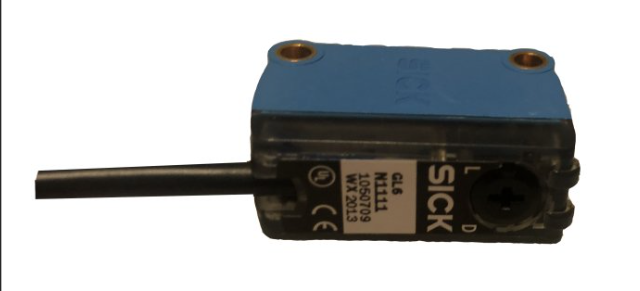 GL6-P1111 Sick PLC  Miniature Photoelectric Sensor,Retroreflective,5m,Visible Red PNP Cable