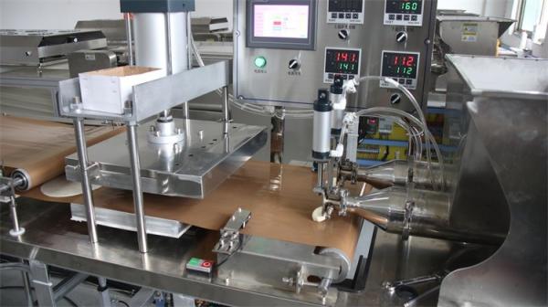800 - Linha de produção de aço inoxidável da tortilha de 3000 Pieces/H com o rolo do aço de liga