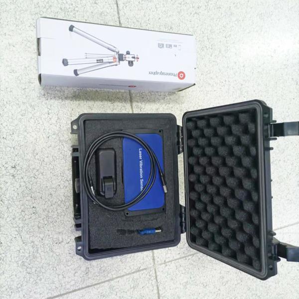 80 mm-1000 mm Distância de ensaio UNIVO Instrumento de detecção de aceleração de deslocamento de vibração