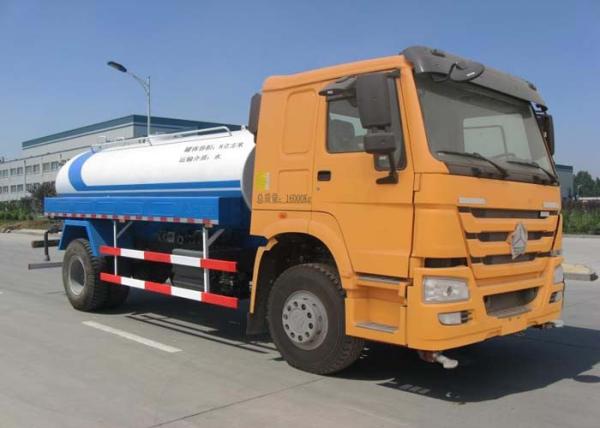 High Efficiency Construction Water Truck 8-12CBM With 360 Degrees Rotation