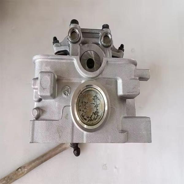 4G64 Complete Cylinder Head Assembly MD305479 for Mitsubishi Galant L200