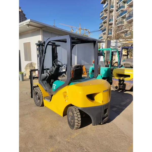 Japón Elevadora eléctrica compacta Komatsu 2.5 toneladas Potencia del motor