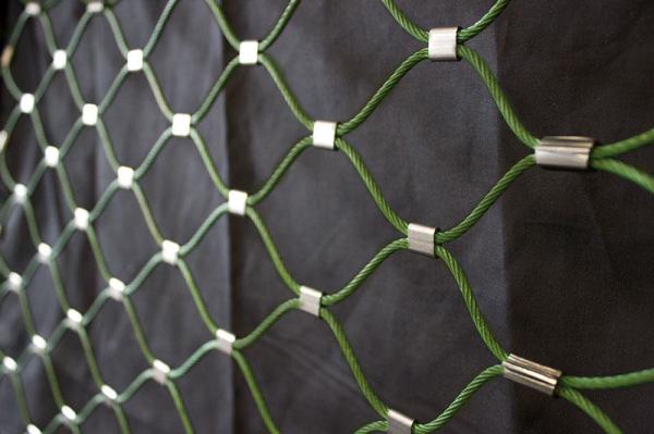 No Toxic Flexible Stainless Steel Mesh Netting , Wire Rope Mesh Solid Structure
