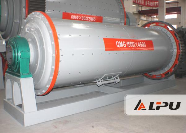 Professional Gold Industrial Ball Mill For Wet / Dry Grinding 110kw