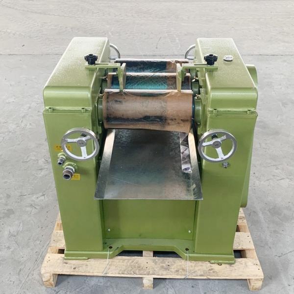 405 Three Roll Mill for Smooth and Uniform Chocolate and Cosmetic Ink Production