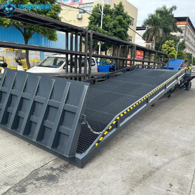Manual Dock Ramp Works With Forklifts Adjustable Height Diamond Plate Resists Slips
