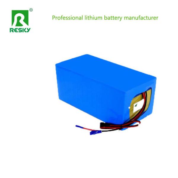 Batería de bicicleta eléctrica de iones de litio 15ah 48V para un carrito de golf eléctrico de 500W