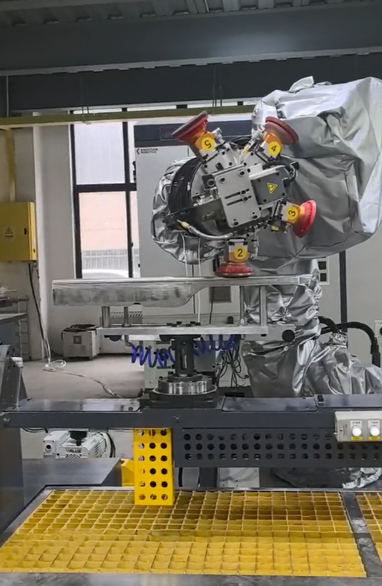 Heavy Duty Robotic Polishing Machine Automatic Large Metal Casting Grinding Buffing Equipment Line for Auto Parts