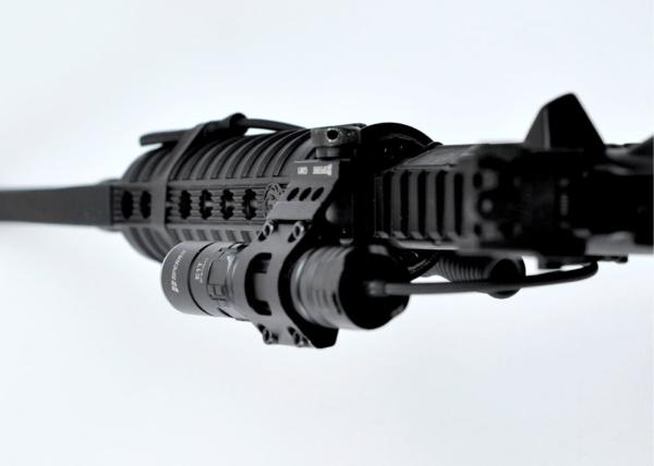 Li Ion Battery Emergency SST40 LED Pocket Flashlight