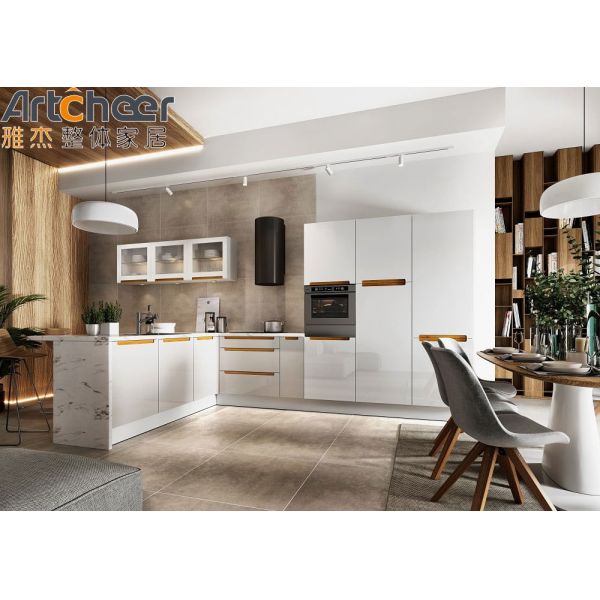 German Design L Shape Kitchen Cabinet with Aluminium Door and Lacquer Body Finish for Projects