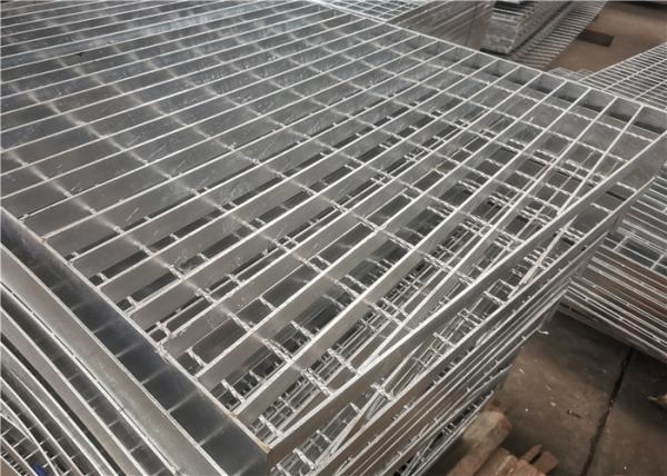 Q235 Wind Resistance Welded Steel Grating 1500mm Width ISO9001 Approved