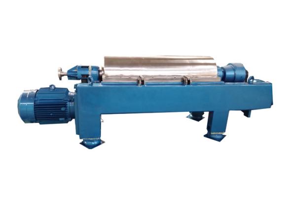 Equipamento fabril do tratamento de águas residuais do centrifugador do filtro LW450 para a separação líquida contínua
