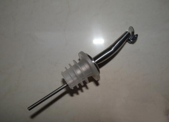 Bar Accessories Wine Pourer Stainless Steel Wine Pourer for Oil Bottle, Good Quality and Competitive Price