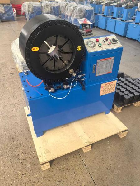 4インチ16ダイスPLC制御システム/ CNC / ボタン青色 6-102mm油圧ゴムホース圧着機 サイズ850 * 530 * 980 mm