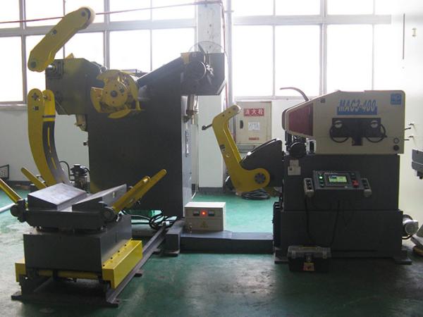 Material Frame Nc Servo Roll Feeder Straightening Machine CE ISO Certification