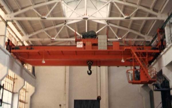 Span 7.5m-31.5m Double Girder Overhead Crane 10 Ton Bridge Crane QD Type
