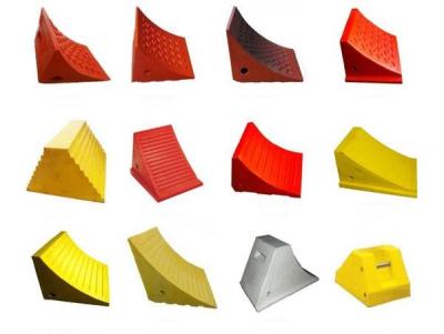 Low Noise Lightweight PU Wheel Chock Blocks , Low Temperature Resistance