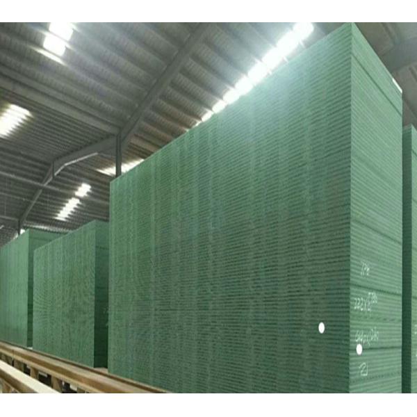 EUDR E0 CARB P2 FSC HMR MDF Board Density Moisture Resistant Waterproof Green