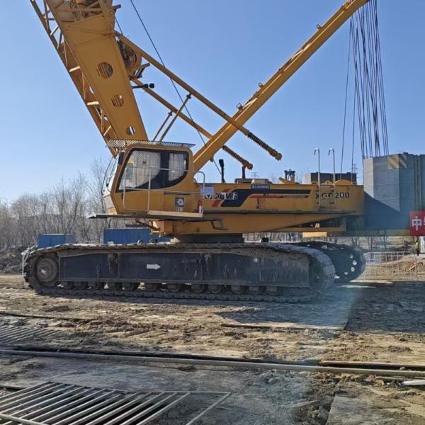 Yellow Second Hand Crawler Cranes 180Ton Crawler Crane XCMG