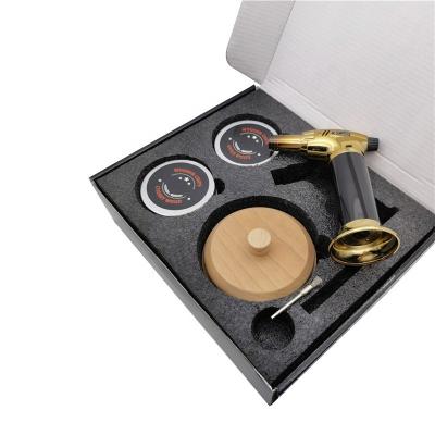 Nouveau design Kit de fumeur de cocktail en bois avec torche Personnaliser Kit de fumeur de cocktail de whisky avec cuillère de copeaux de bois